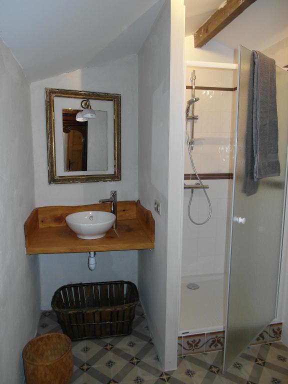 Mas Moineau Bed & Breakfast Mezoargues Luaran gambar