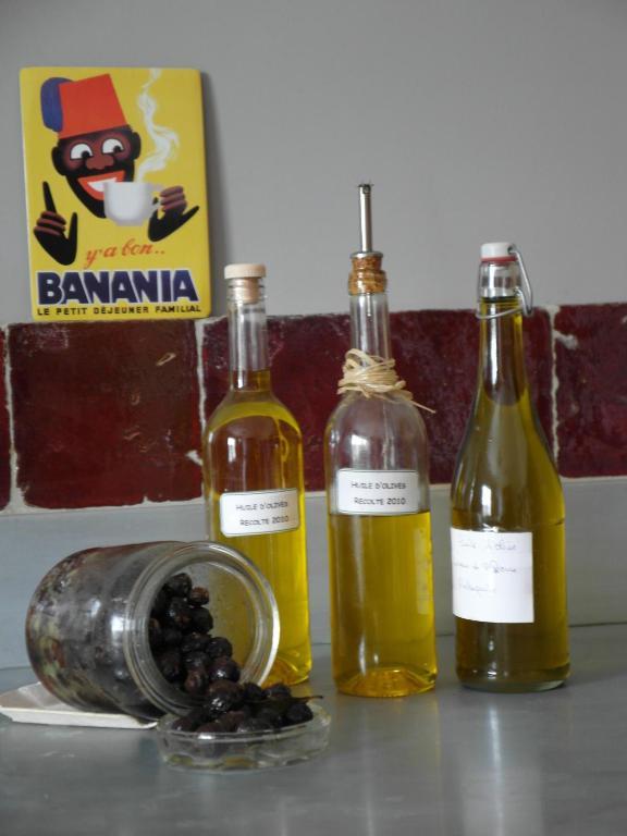Mas Moineau Bed & Breakfast Mezoargues Luaran gambar